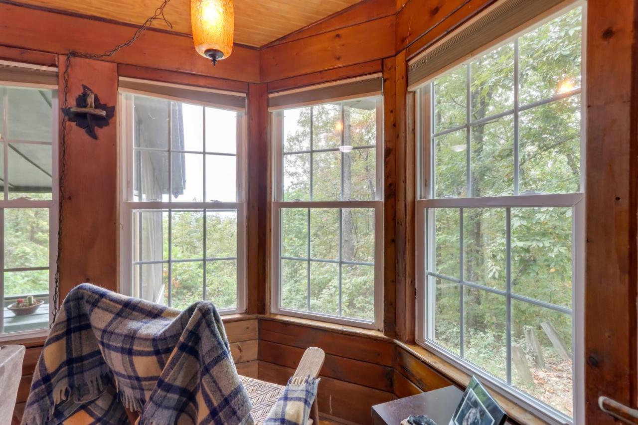 Mountaintop Ellijay Cabin With Private Hot Tub المظهر الخارجي الصورة